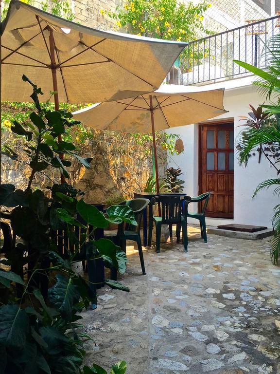 Hotel Mayflower Puerto Escondido  Zewnętrze zdjęcie
