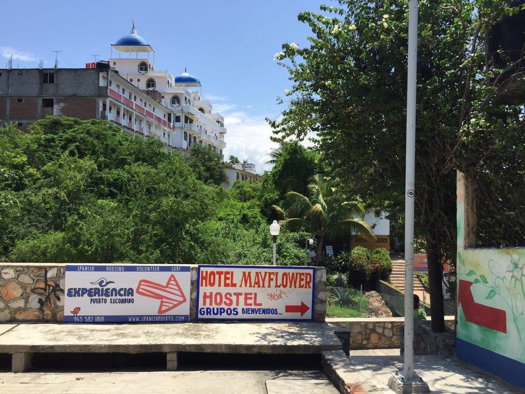 Hotel Mayflower Puerto Escondido  Zewnętrze zdjęcie